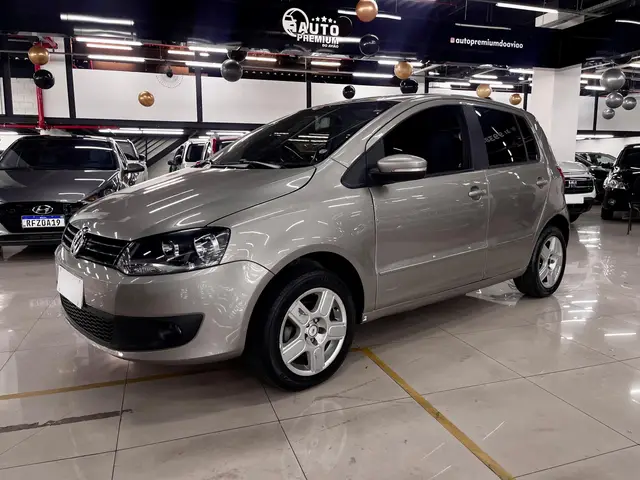 Carro Volkswagen Fox 2013 1.6 VHT (Flex)