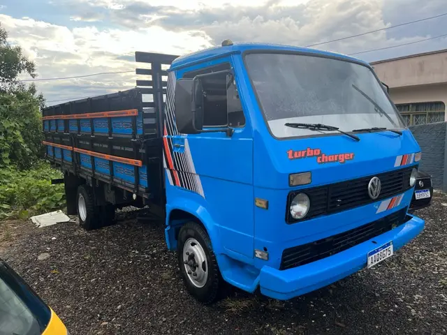 Carro Volkswagen 6.80 1984 Volkswagen 6.80