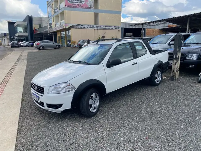 Carro Fiat Strada 2013 Working 1.4 (Flex) (Cabine Dupla)