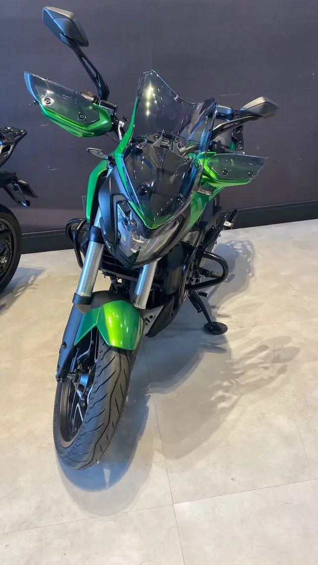 Carro Bajaj Dominar 400 2025 DOMINAR 400