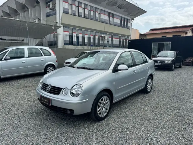 Carro Volkswagen Polo Sedan 2003 1.6 8V
