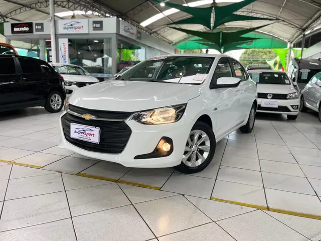 Carro Chevrolet Onix Plus 2023 LT 1.0