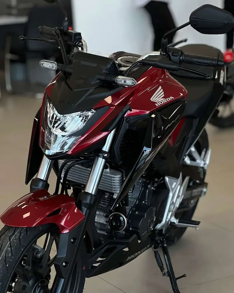 Honda CB 300F Twister (ABS)