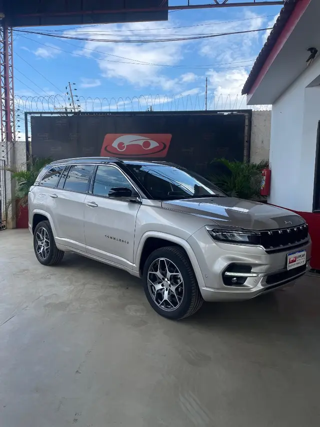 Carro Jeep Commander 2022 Overland TD380 Diesel 4x4 (Aut)