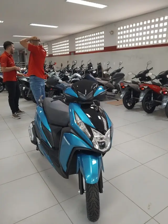 Moto Honda Elite 125 2025 CBS