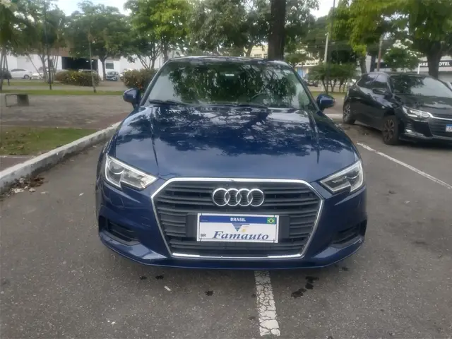 Carro Audi A3 2018 1.4 TFSI Attraction Tiptronic (Flex)