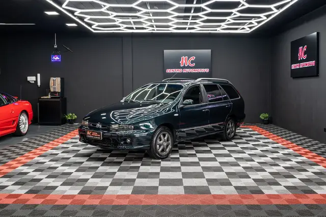 Carro Fiat Marea Weekend 2002 ELX 2.4 20V