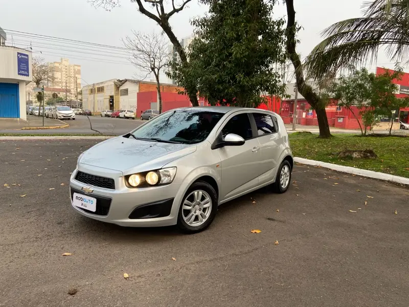 Chevrolet Sonic Hatch LT 1.6
