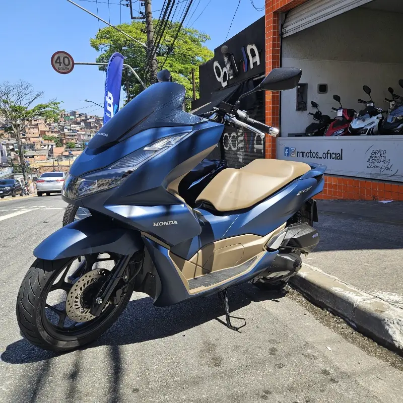 Honda PCX 160 DLX ABS