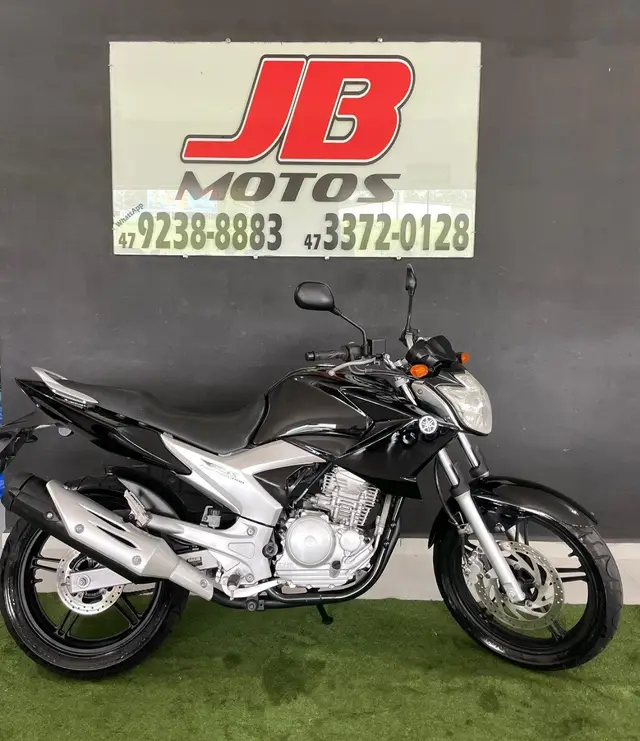 Carro Yamaha YS 250 Fazer 2012 250cc