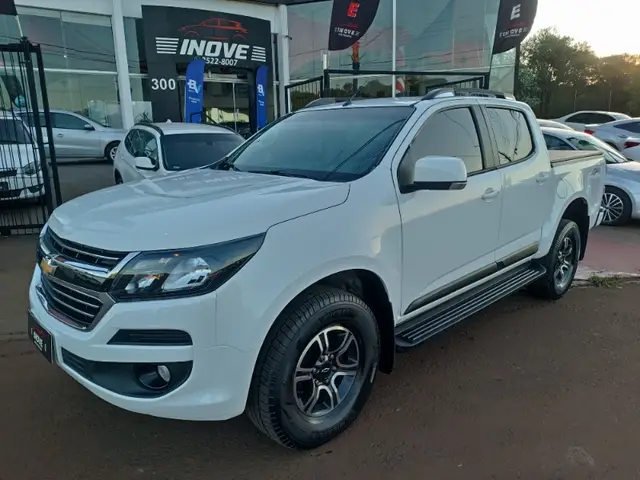 Carro Chevrolet S10 Cabine Dupla 2017 S10 2.8 CTDI LT 4WD (Cabine Dupla)