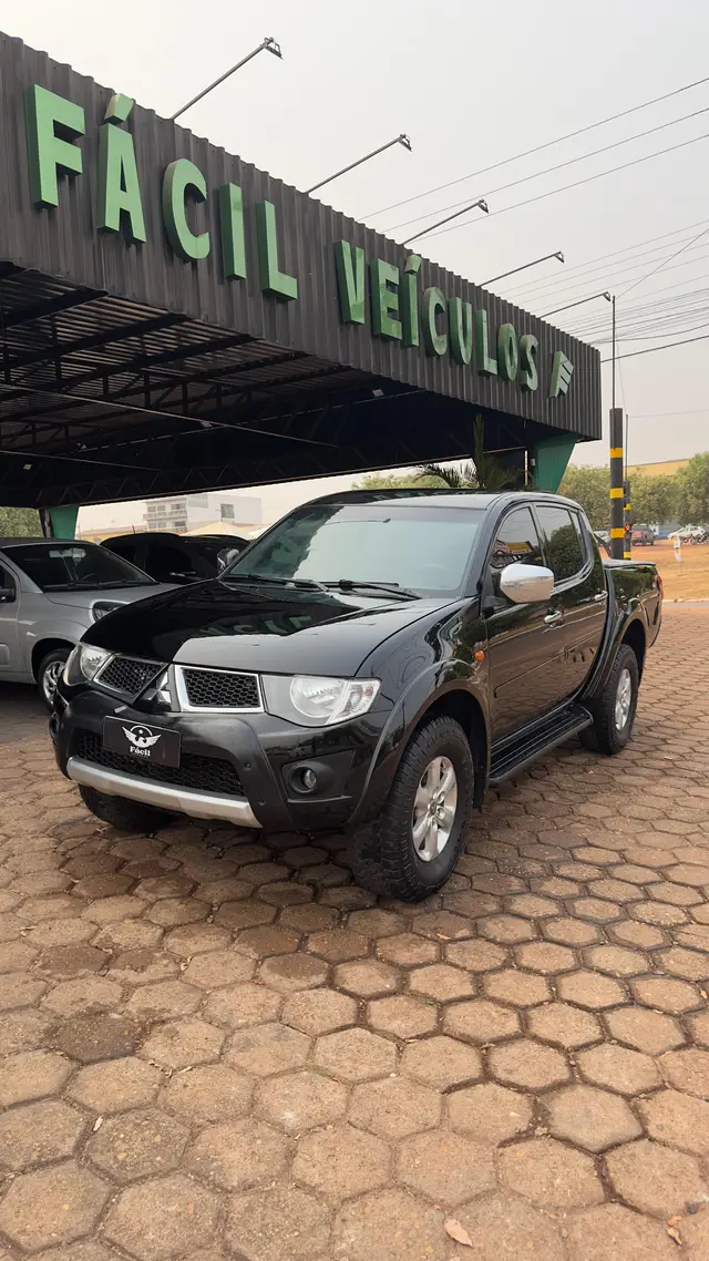 Carro Mitsubishi L200 Triton Sport 2012 HPE 4x4 3.2 DI-D (Aut)