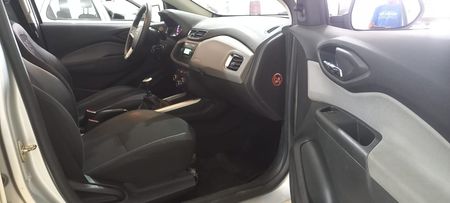 Onix 1.0 LT SPE/4