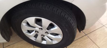 Onix 1.0 LT SPE/4