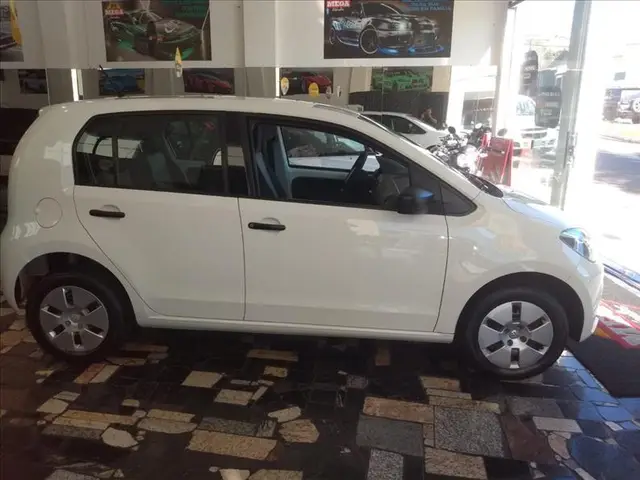 Carro Volkswagen Up! 2017 1.0 12v E-Flex take up! 2p