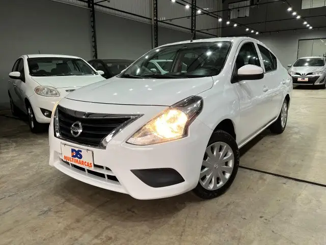 Nissan Versa 1.6 16V S FlexStart (Flex)