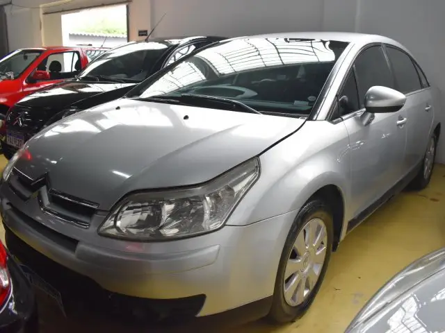 Citroën C4 GLX 2.0 (aut) (flex)