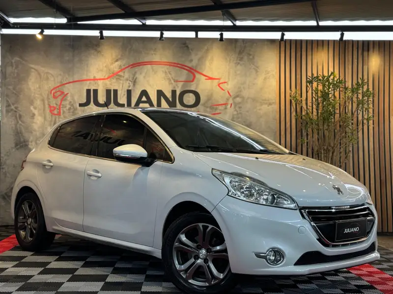 Peugeot 208 Griffe 1.6 16V (Flex) (Aut)