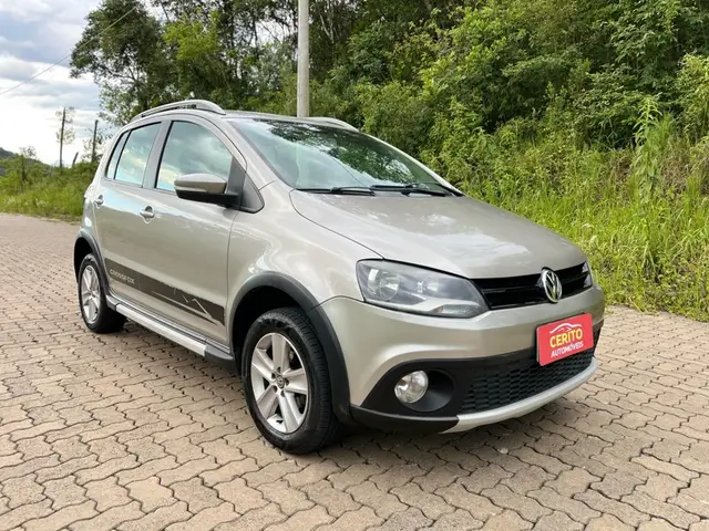 Carro Volkswagen CrossFox 2011 1.6 (Flex)