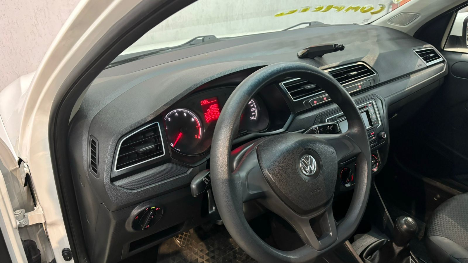 Volkswagen Voyage