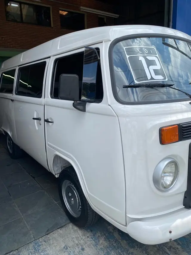 Carro Volkswagen Kombi 2012 Standard 1.4 (Flex)