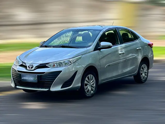 Carro Toyota Yaris Sedan 2021 1.5 XL Live CVT (Flex)