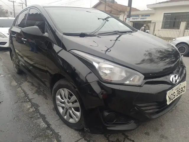 Carro Hyundai HB20S 2014 1.6 Comfort Plus (Flex)
