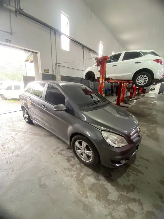 Carro Mercedes-Benz Classe B 2010 B 180