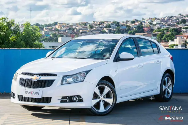 Carro Chevrolet Cruze Sport6 2013 LT 1.8 16V Ecotec (Flex)