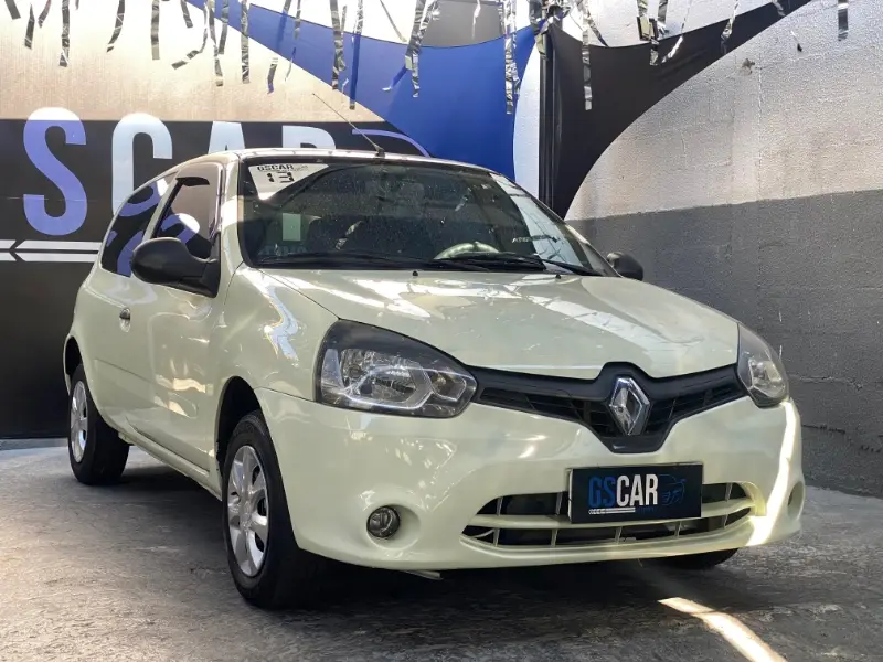 Renault Clio Authentique 1.0 16V (Flex) 2p