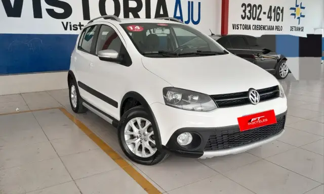 Carro Volkswagen CrossFox 2014 1.6 VHT (Flex)