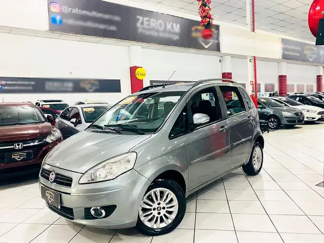 Carro Fiat Idea 2012 Attractive 1.4 8V (Flex)