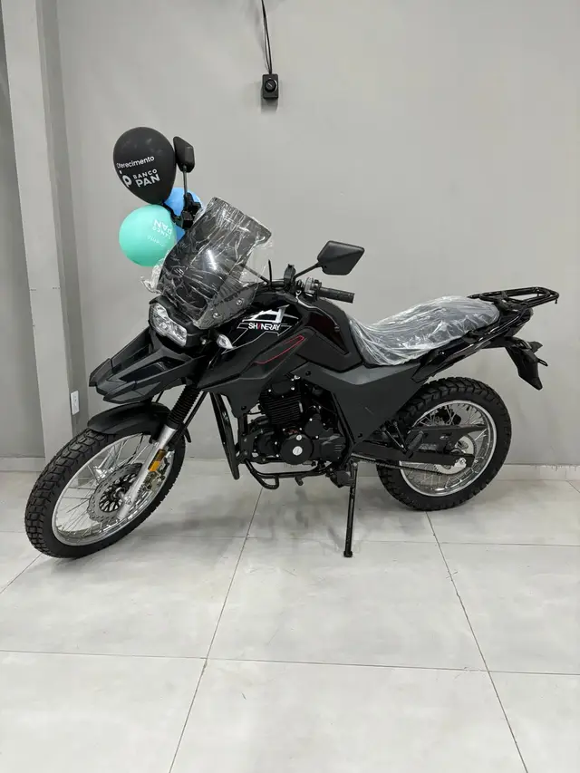 Carro Shineray SHI 175 2025 CBS