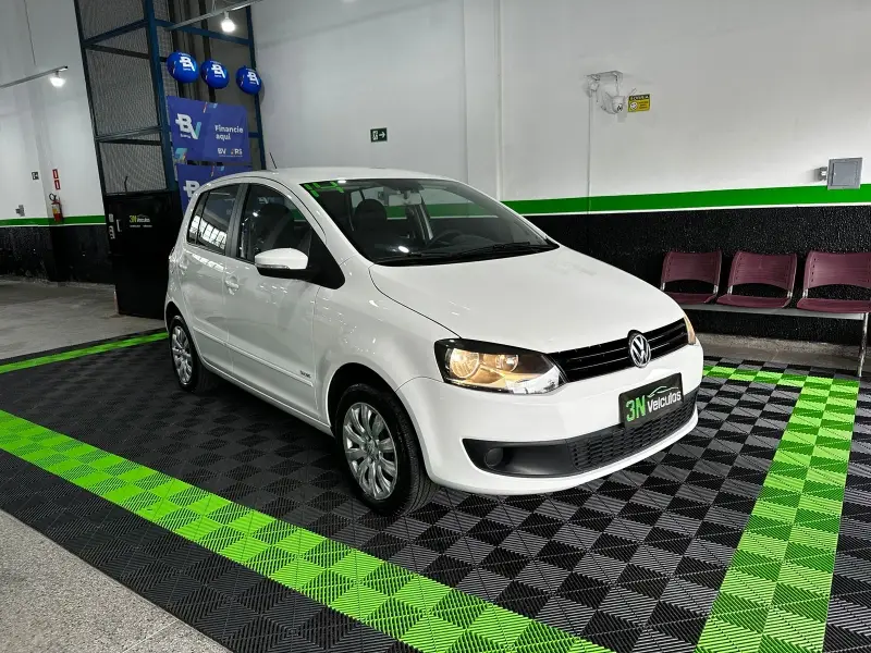 Volkswagen Fox 1.0 TEC (Flex) 4p