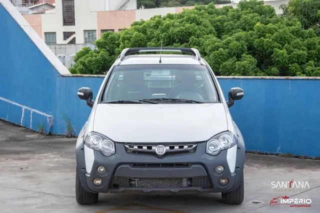 Carro Fiat Strada 2013 Adventure 1.8 16V (Flex) (Cabine Estendida)