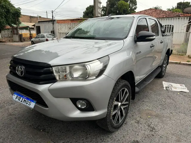 Carro Toyota Hilux Cabine Dupla 2016 Hilux 2.8 TDI STD CD 4x4