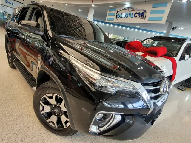 Carro Toyota SW4 2020 2.8 TDI SRX Diamond 7L 4x4 (Aut)