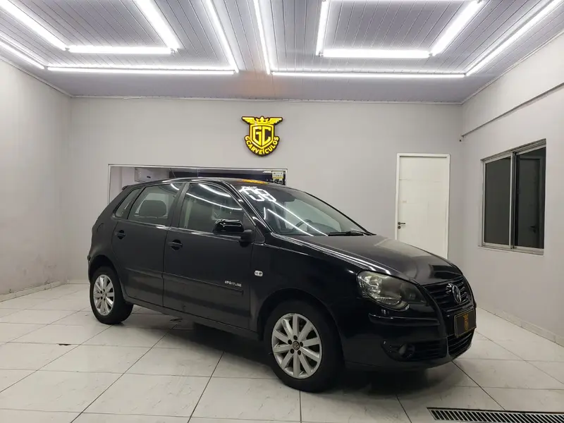 Volkswagen Polo Hatch. Sportline 1.6 8V (Flex)