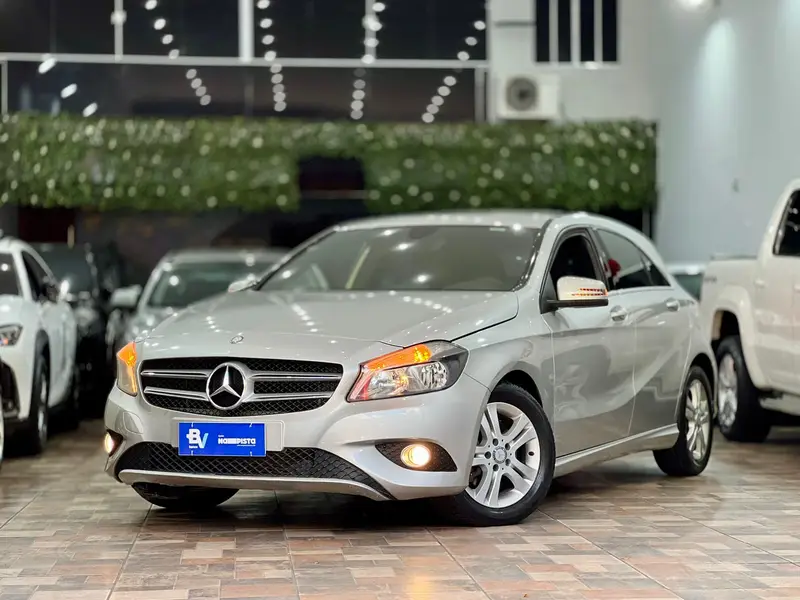 Mercedes-Benz Classe A 200 Style 1.6 DCT Turbo