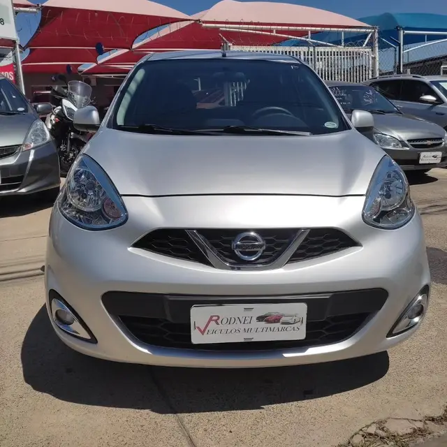 Carro Nissan March 2018 1.0 12V SV (Flex)