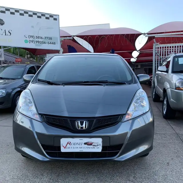 Carro Honda Fit 2013 DX 1.4 (Flex)