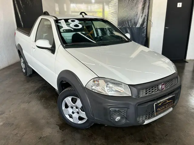 Carro Fiat Strada 2018 Hard Working 1.4 (Flex) (Cabine Simples)