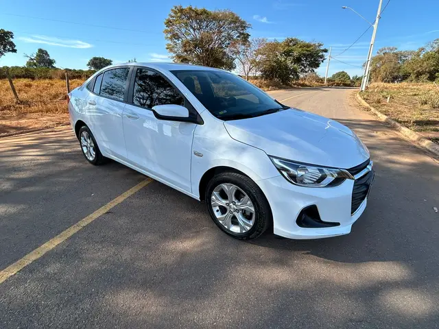 Carro Chevrolet Onix Plus 2023 LTZ 1.0 Turbo (Aut.)