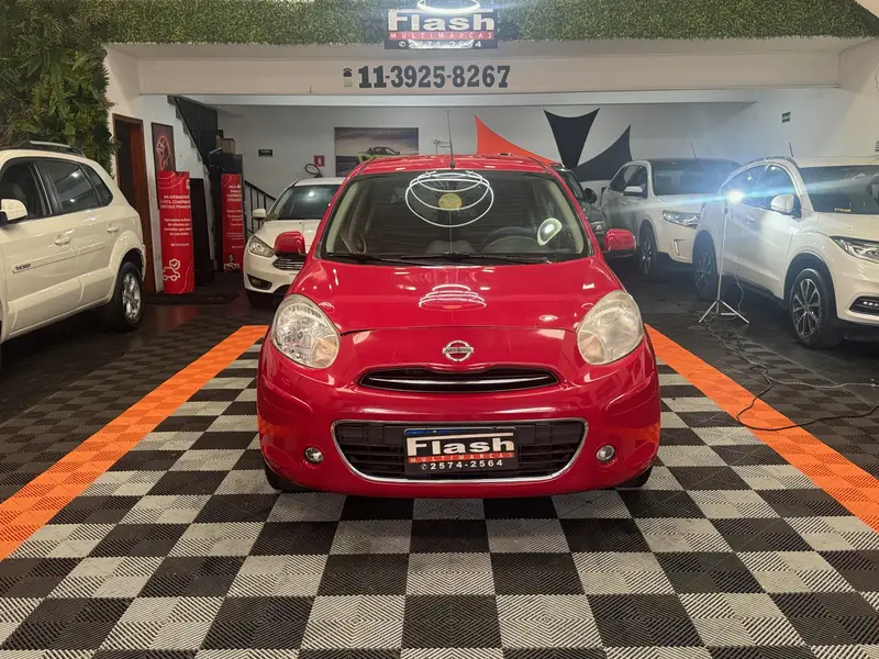 Nissan March 1.0 16V S (Flex)