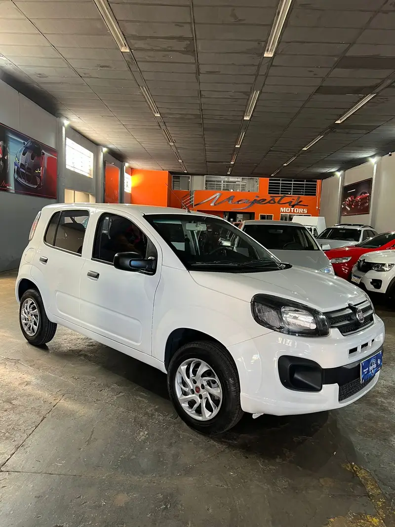 Fiat Uno Attractive 1.0