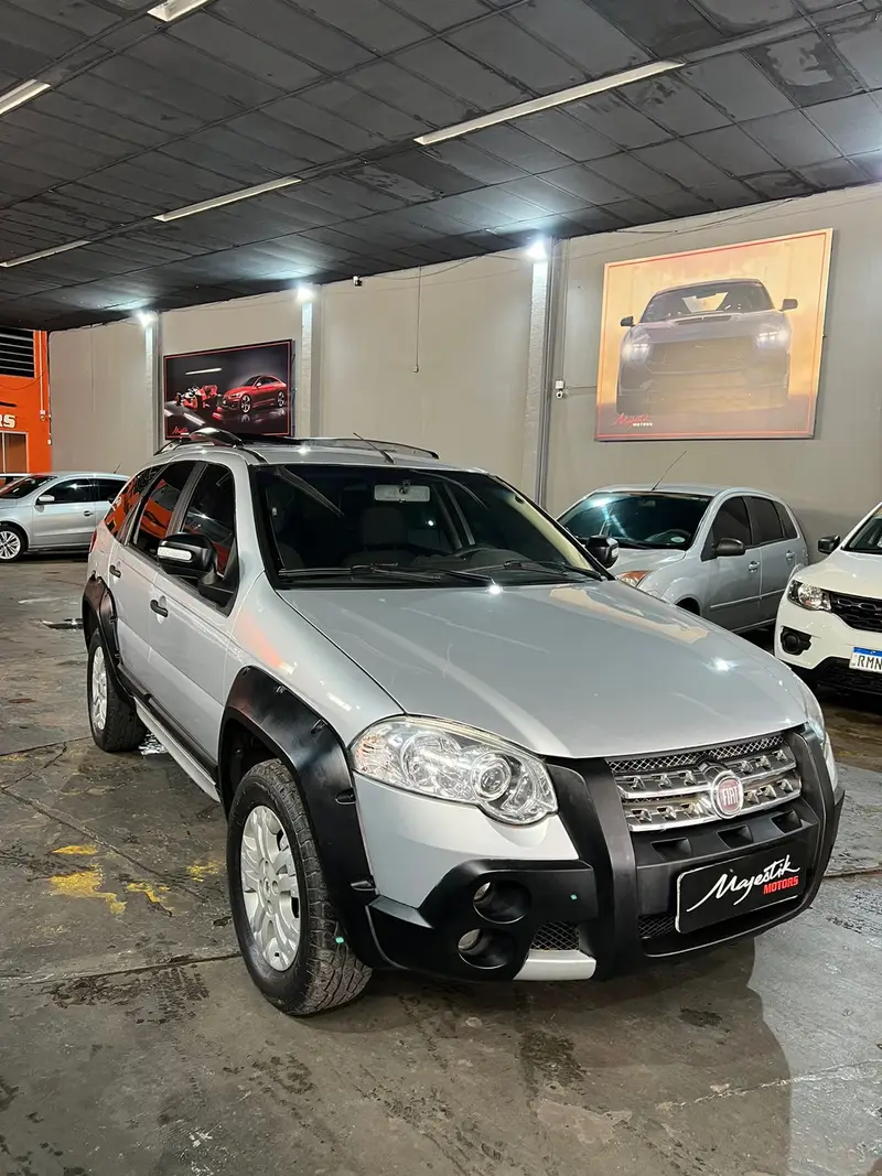 Fiat Palio Weekend Adventure 1.8 16V Dualogic (Flex)