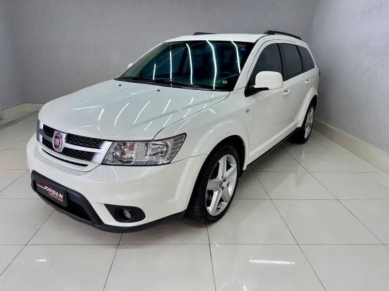 Fiat Freemont 2.4 16V Emotion (Aut)