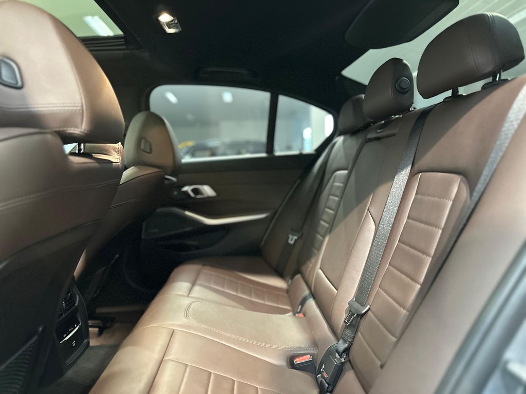 320i M Sport 2.0 Turbo (Aut.)