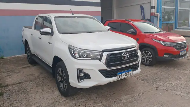 Carro Toyota Hilux Cabine Dupla 2019 Hilux 2.8 TDI CD SRX 50th 4x4 (Aut)