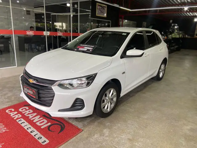 Carro Chevrolet Onix 2023 LT 1.0 Turbo